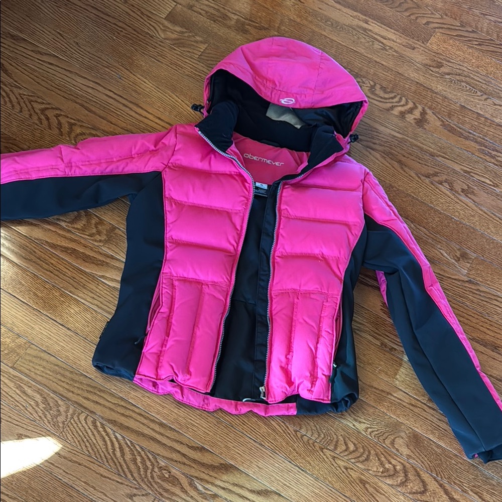 Obermeyer Pink and Black Insulated Ski Jacket